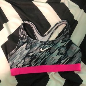 Nike sportsbra